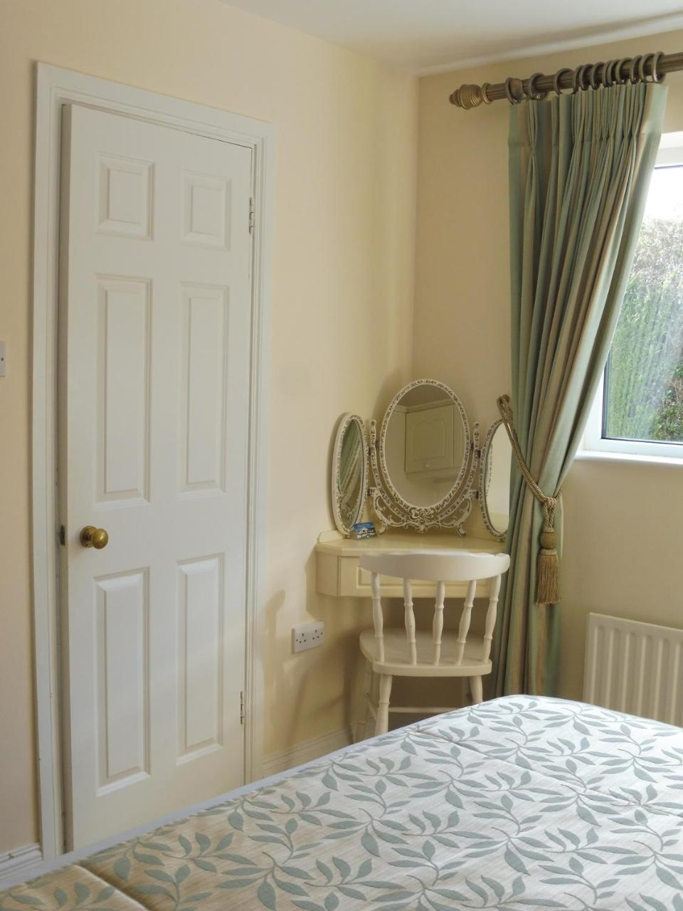 Island View House Bed & Breakfast Castletownbere Bagian luar foto
