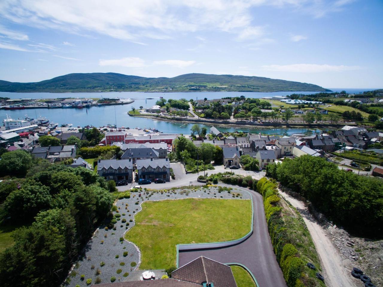 Island View House Bed & Breakfast Castletownbere Bagian luar foto